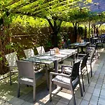 Old Tree Village & Restaurant Oswiecim