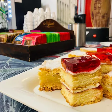 Old Tree Village & Restaurant База отдыха