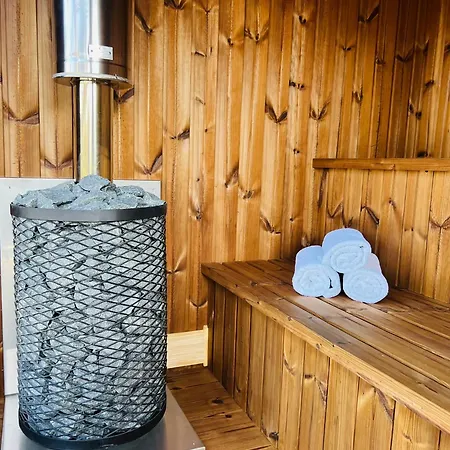 Old Tree Village & Restaurant Village de vacances Oświęcim