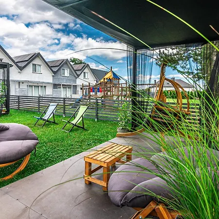 Old Tree Village & Restaurant