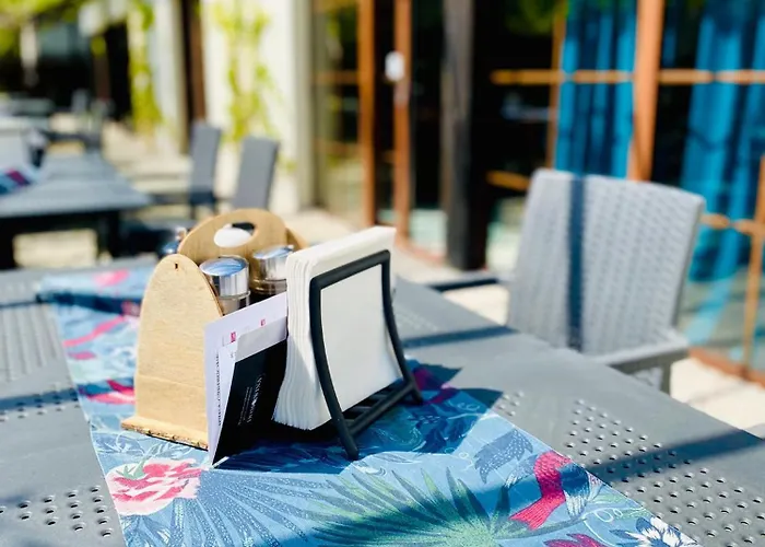 Old Tree Village & Restaurant أوشفينجم