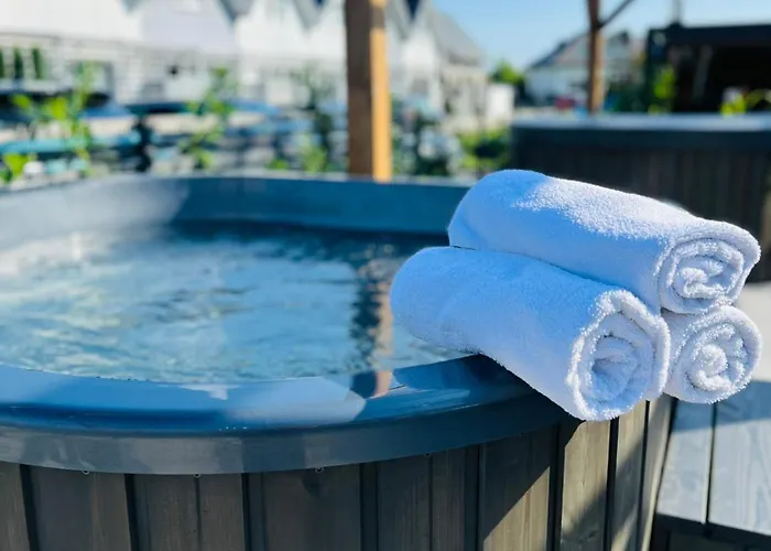 Old Tree Village & Restaurant أوشفينجم