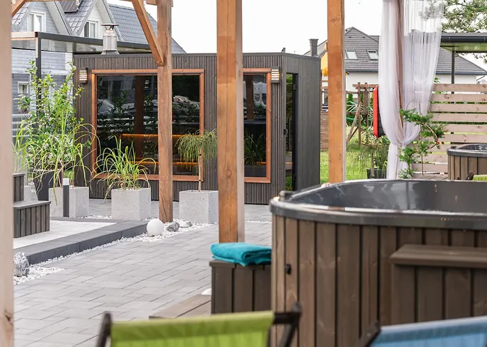 منتزه العطل Old Tree Village & Restaurant أوشفينجم