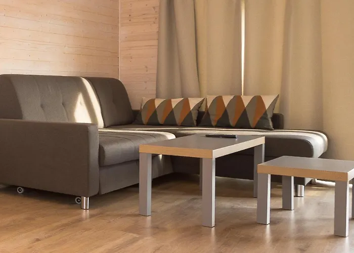 Old Tree Village & Restaurant