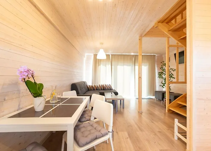 Old Tree Village & Restaurant منتزه العطل أوشفينجم